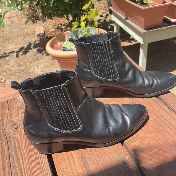 J Crew Leather Chelsea Boot - Picture 4 of 8